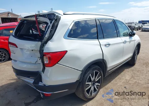 2019 Honda Pilot Touring из США, поврежденный, VIN 5FNYF5H95KB005927